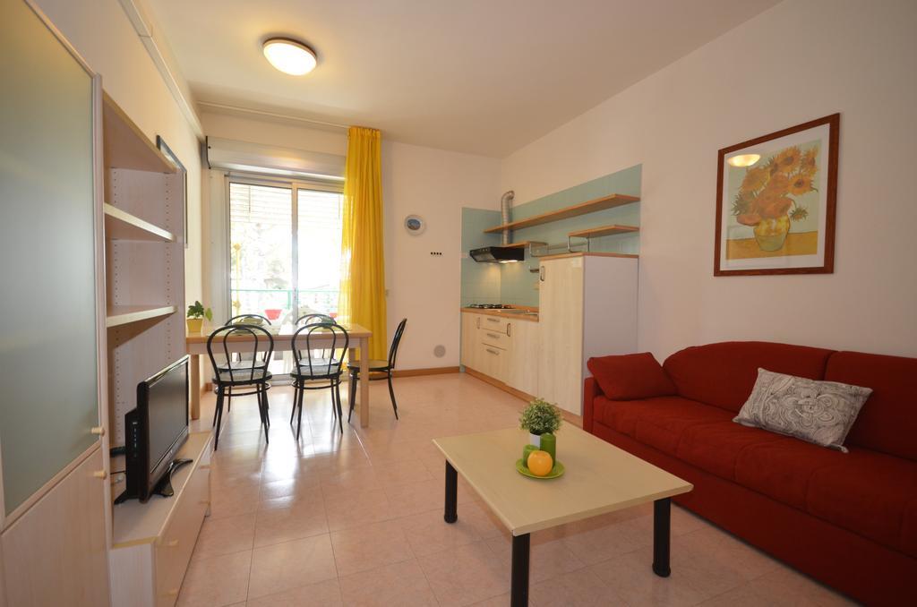 Appartamenti Riviera Beach Lignano Sabbiadoro Room photo